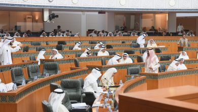 صورة الحكومة الكويتية تقدم استقالتها بعد اعتراض نواب بالبرلمان على تشكيلتها